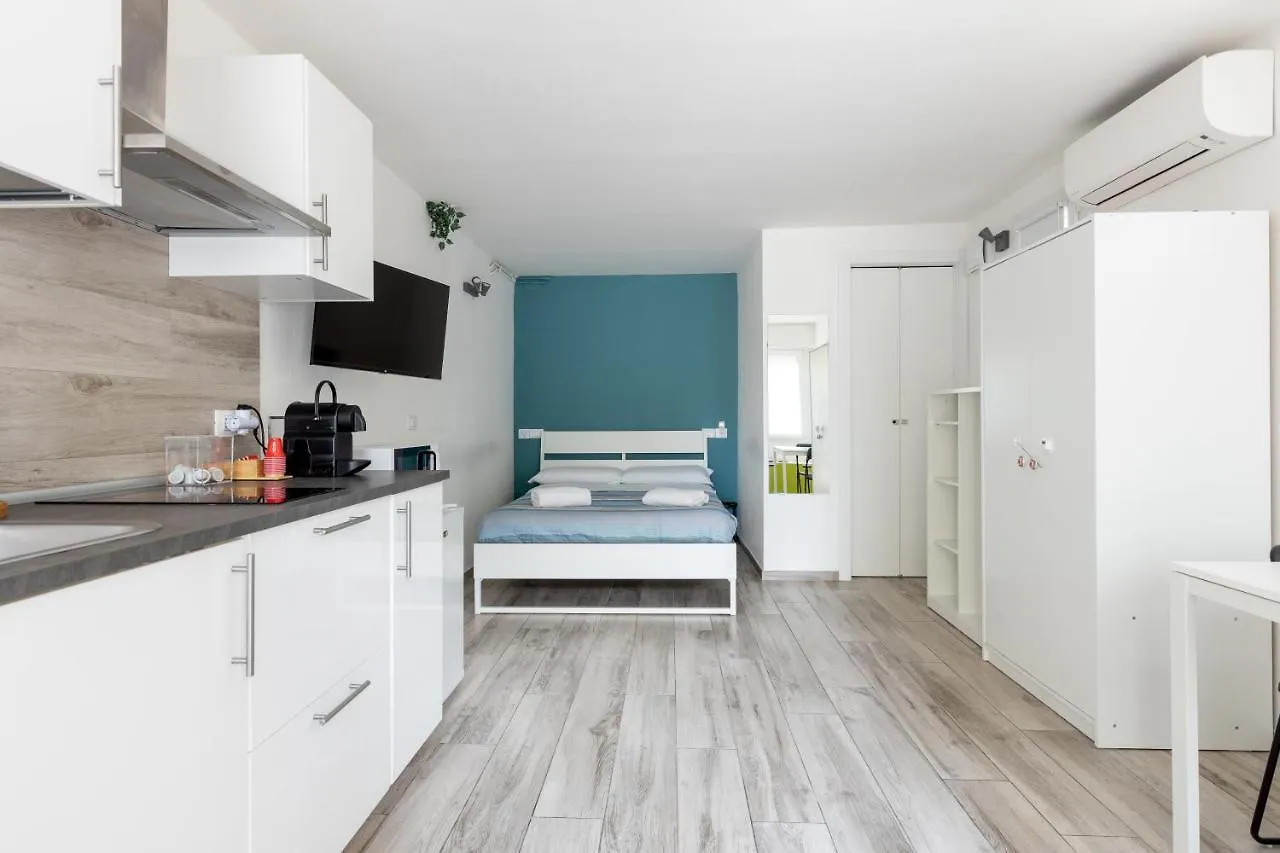 Station Apartment Pisa