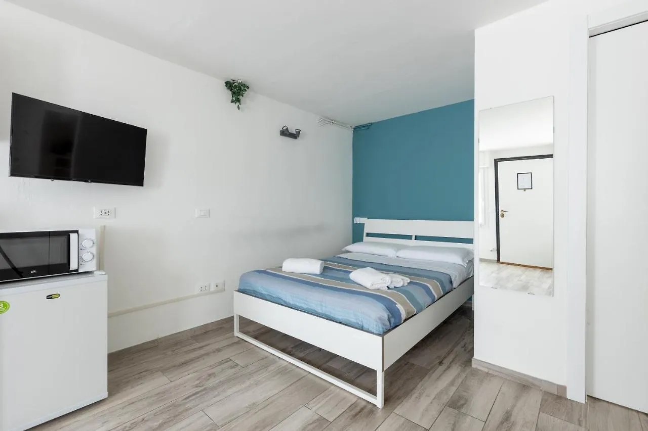 Station Apartment Pisa Italia